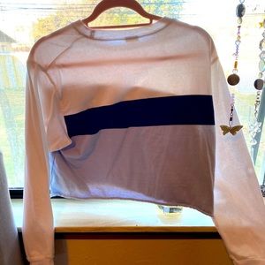 Long sleeve Crop Top!